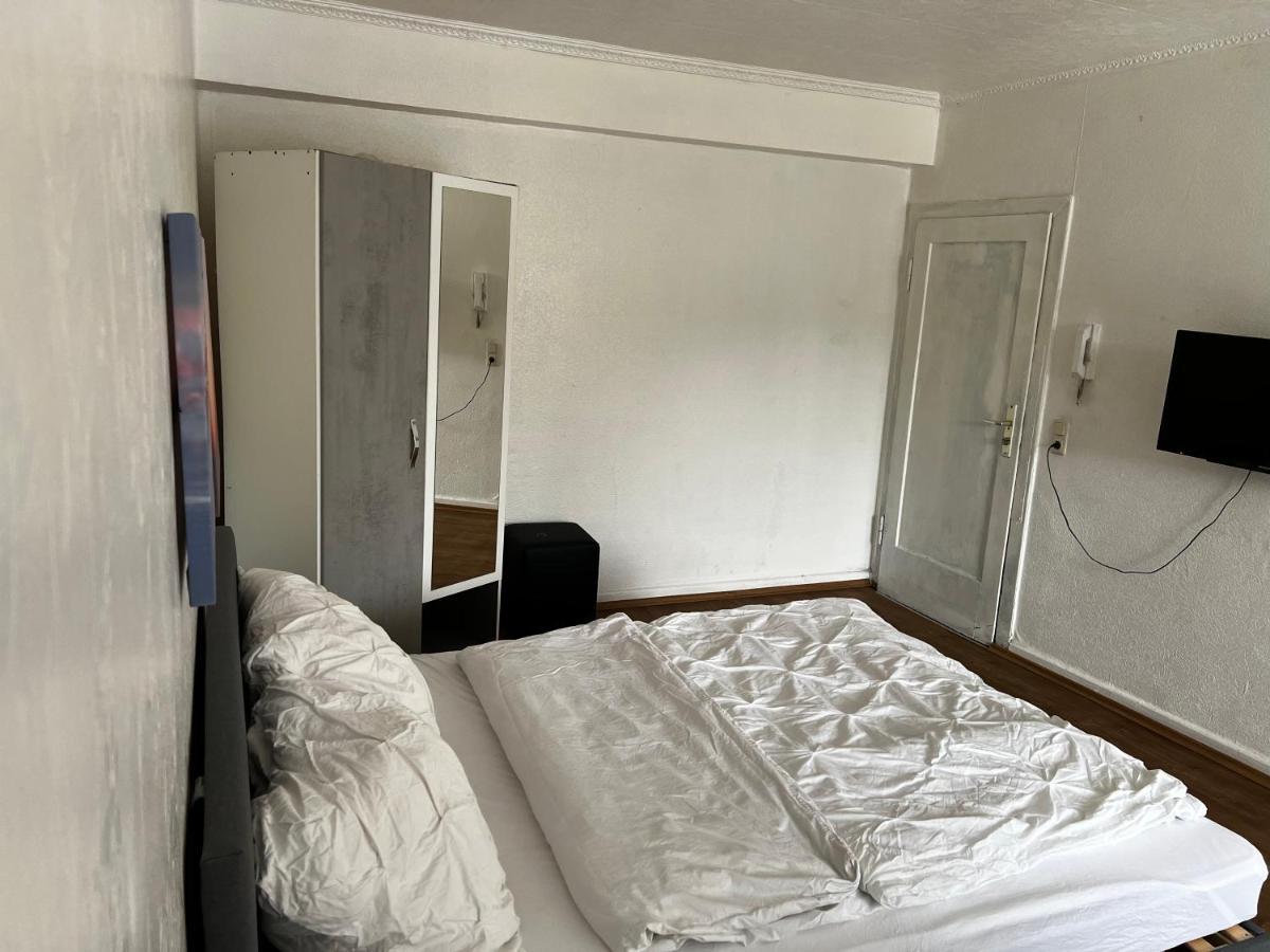 Moebliertes Wohnung Am Geroweiher Moenchengladbach المظهر الخارجي الصورة